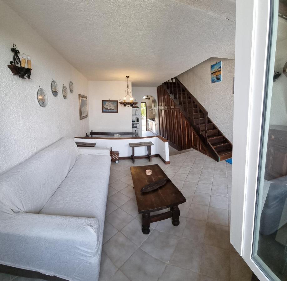 La Villa Fronte Spiaggia Bandiera Blu สแปร์ลองกา ภายนอก รูปภาพ