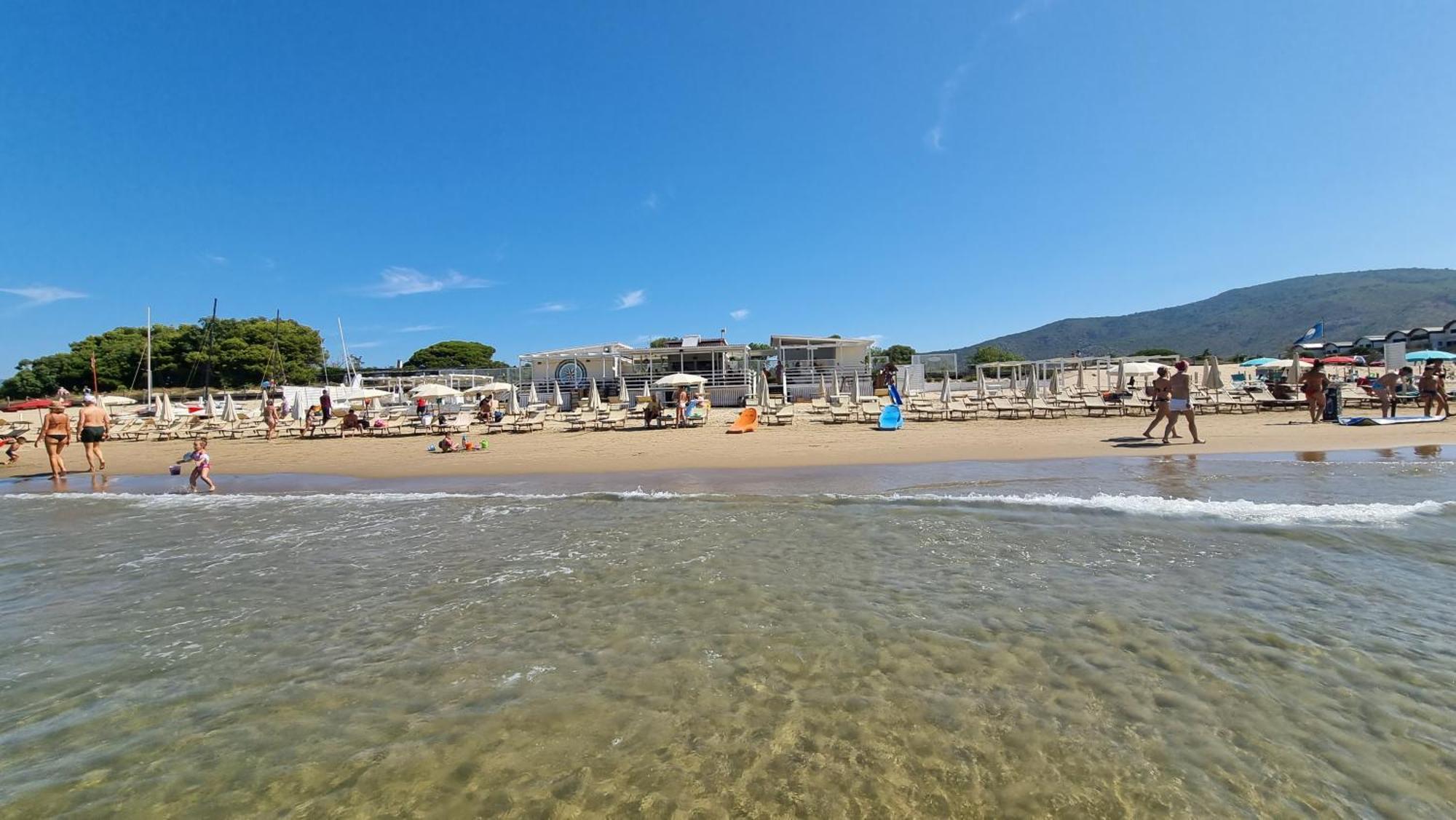 La Villa Fronte Spiaggia Bandiera Blu สแปร์ลองกา ภายนอก รูปภาพ
